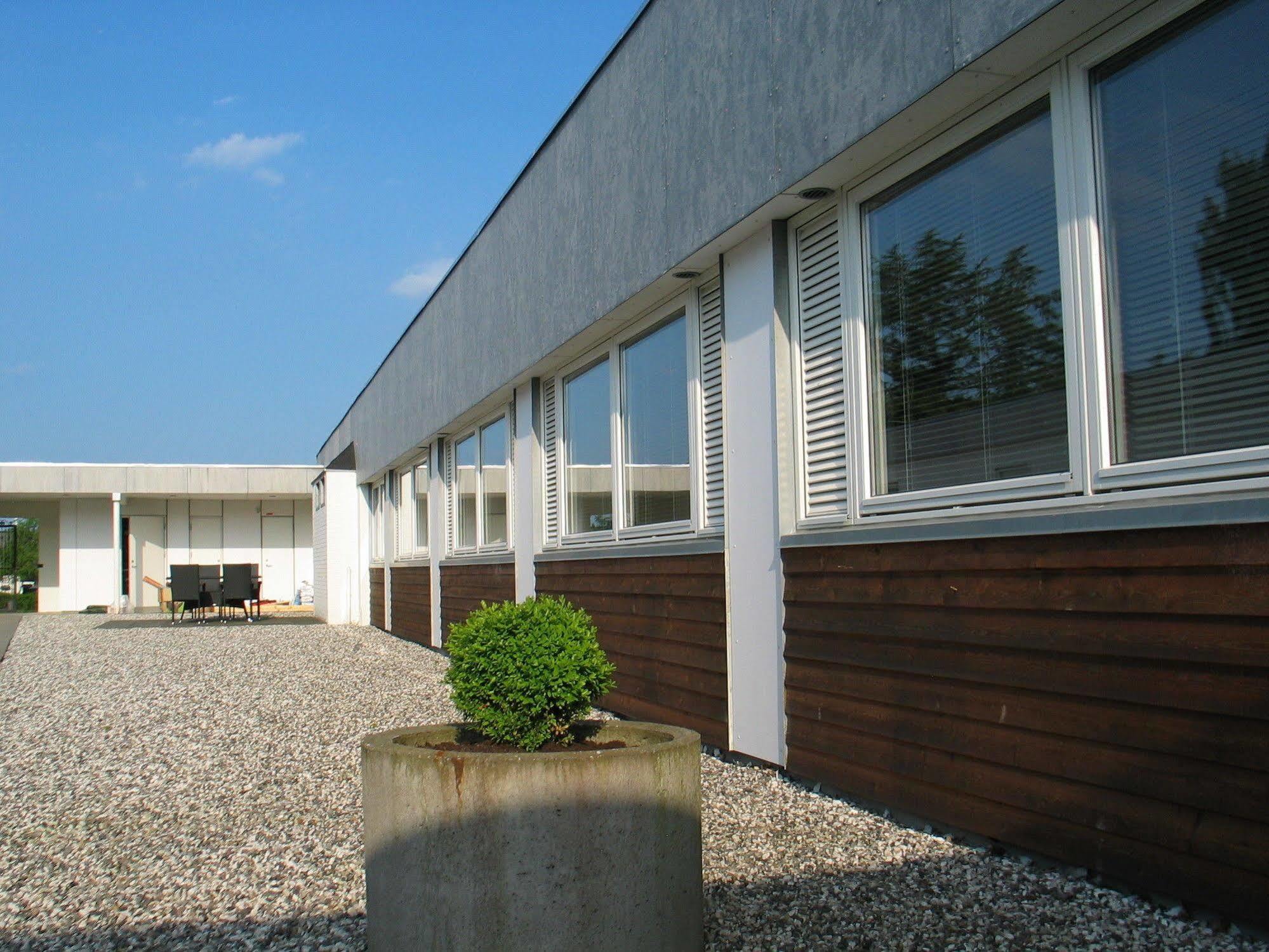 BB-Hotel Herning Messehotel Buitenkant foto